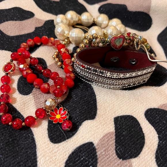 Jumbo Stack of 8 individual bracelets - Picture 3 of 3